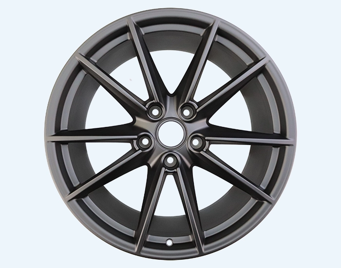 Referenzen von Felgen Reparaturen: Auf dem Foto Alufelge Porsche 992 Carrera S nach der Felgenaufbereitung durch Pulverbeschichtung beim Felgendoktor in Oppenweiler