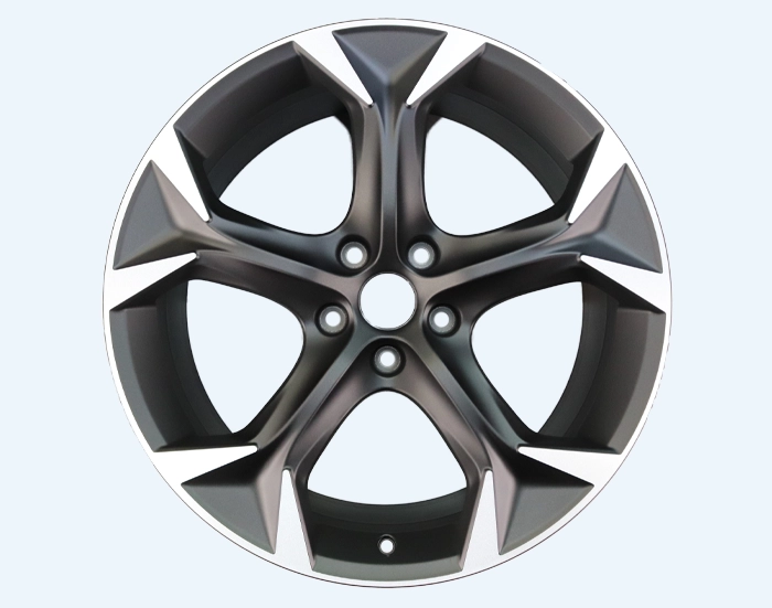 Auf dem Foto ist eine Alufelge nach der Felgenaufbereitung durch CNC Glanzdrehen für Backnang und Winnenden Kunden